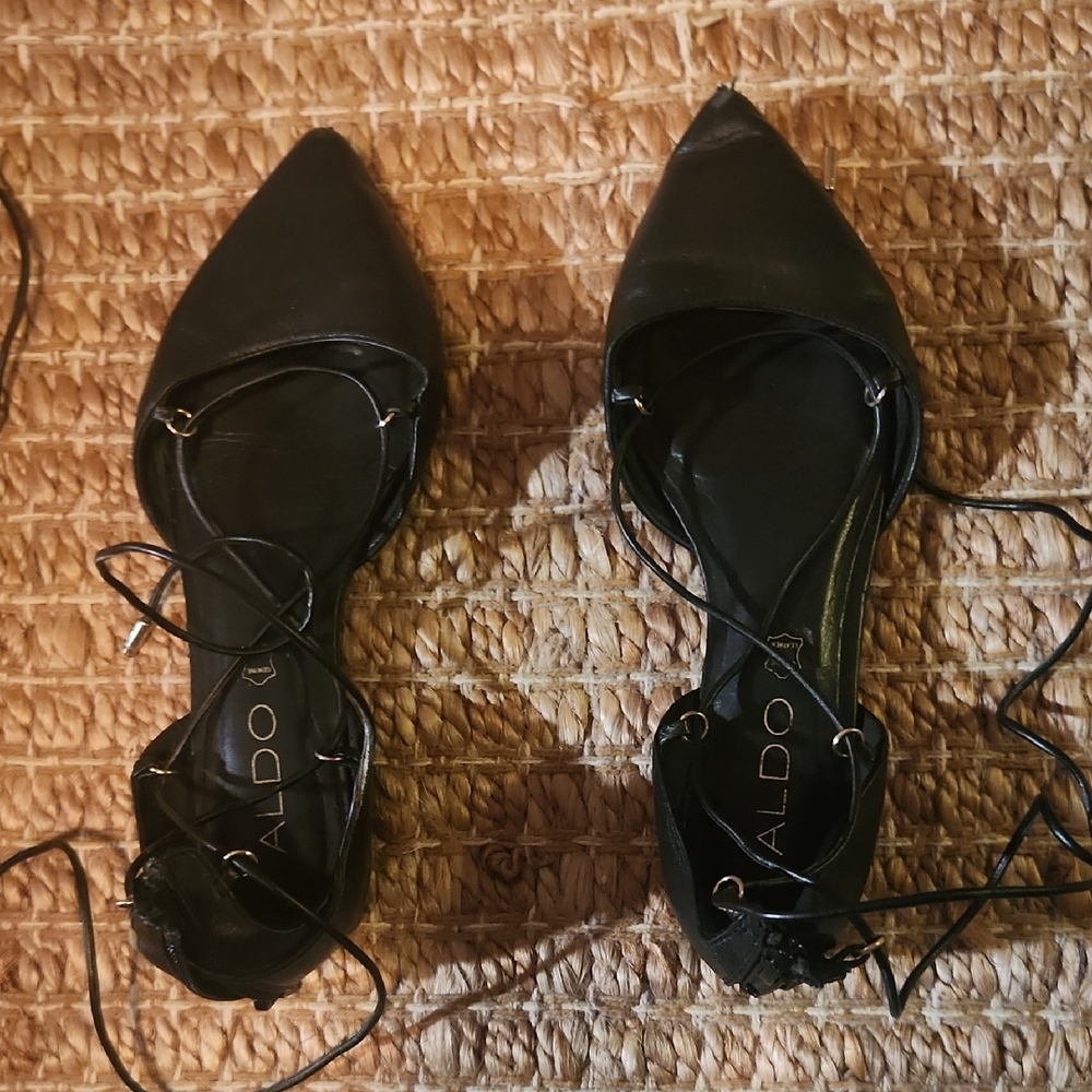 Aldo Black Leather Deorsay Pointed Toe Lace Up Size 6 Flats